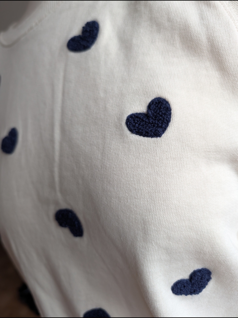 Cream Heart-Print Crewneck Sweater - Picture 2 of 4